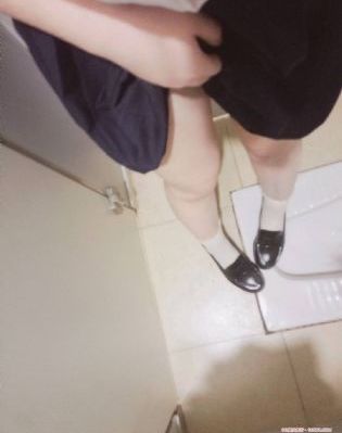 快穿之浪妇系统h